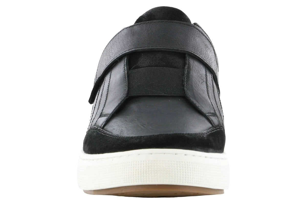 Propet Kade Velcro Sneaker Black - Image 4